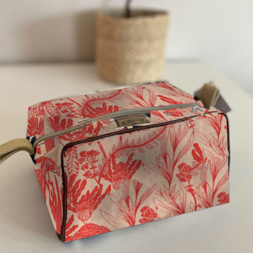 Mongoose Toiletry Bag in Fynbos Red-Natural