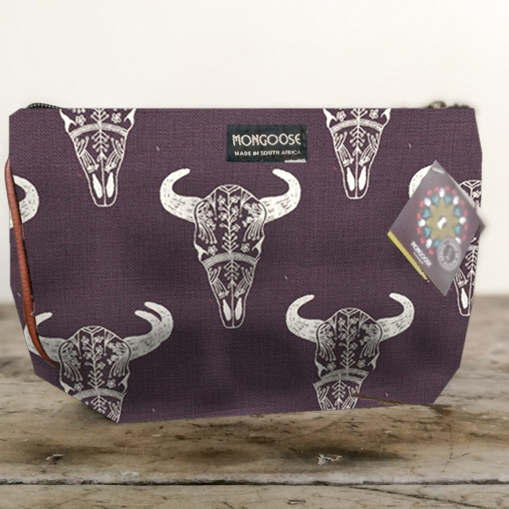 Mongoose Makeup Bag in Skull Cream-Charcoal