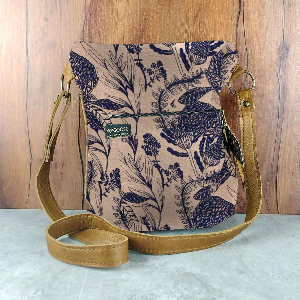 Mongoose Pouch Bag in Fynbos Delft-Natural