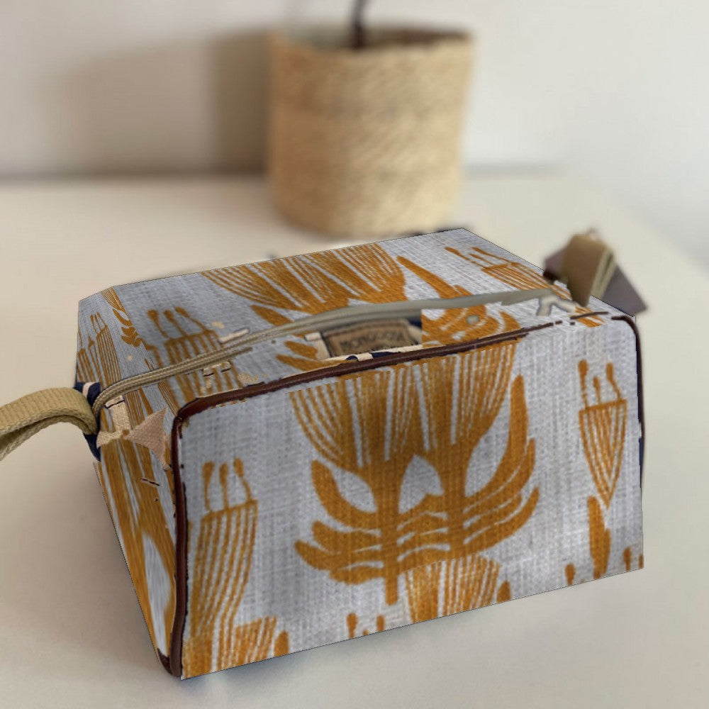 Mongoose Toiletry Bag in Pincushion Lemon-Natural