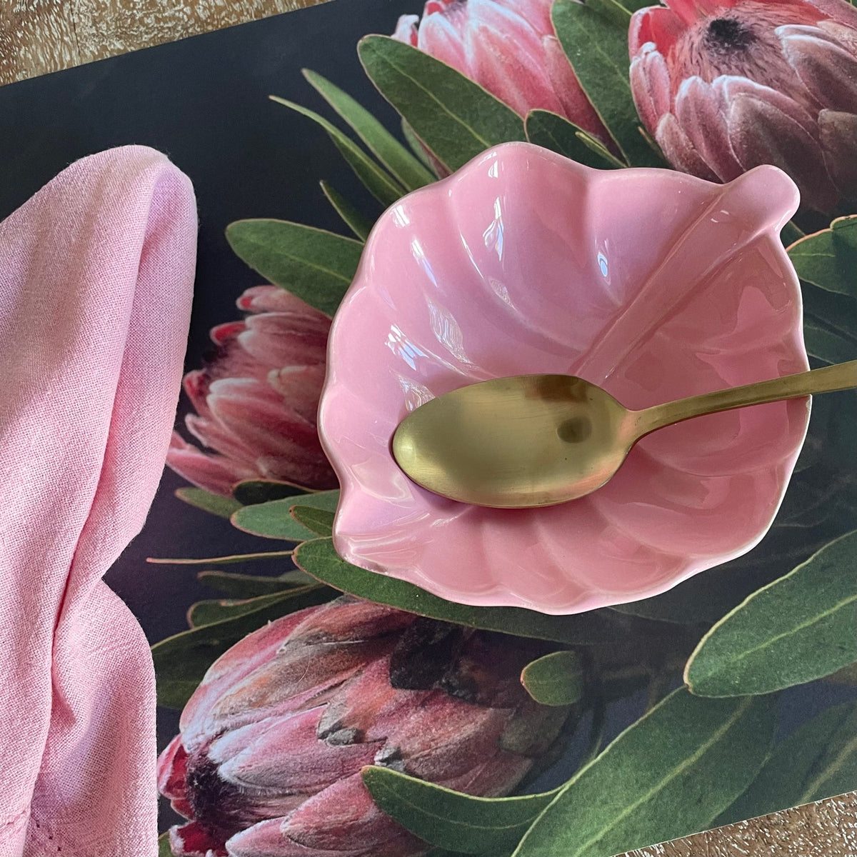 Disposable Placemats – Protea Bouquet – view 3