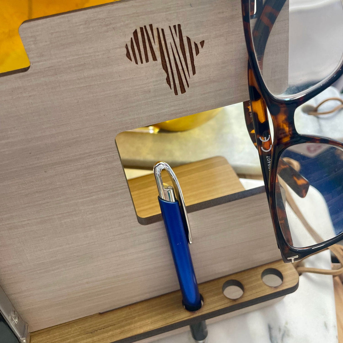 2-Tone Wooden Docking Station – view 3