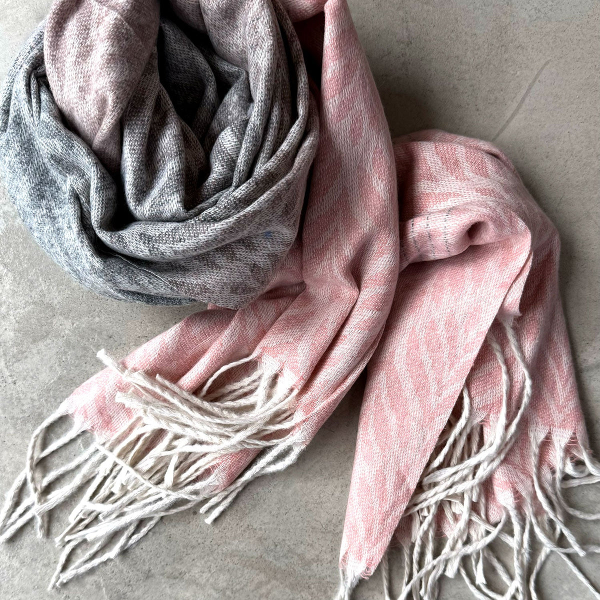 Winter Scarf – Willow Weave – view 3