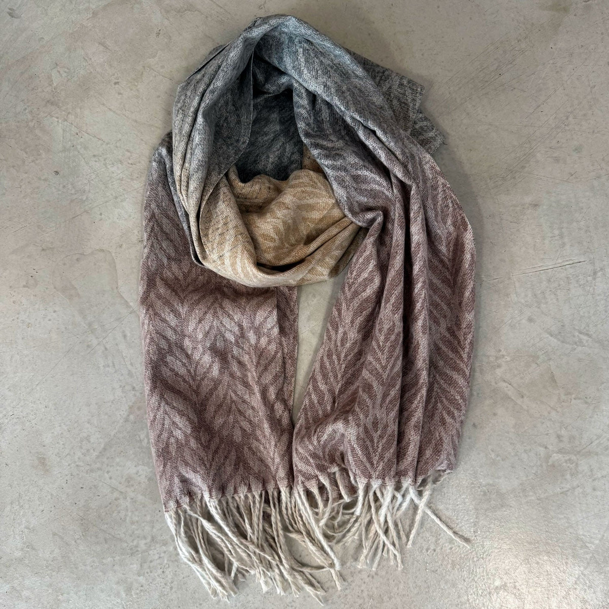 Winter Scarf – Willow Weave – view 6