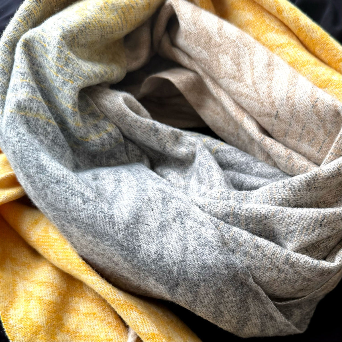 Winter Scarf – Willow Weave – view 9
