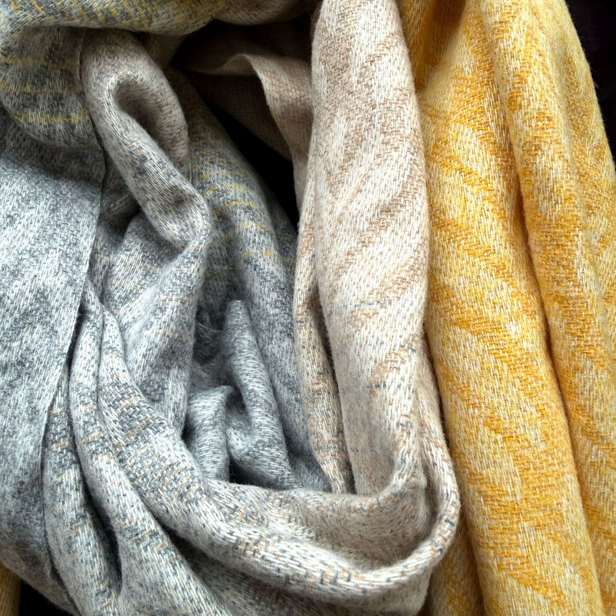 Winter Scarf – Willow Weave – view 10