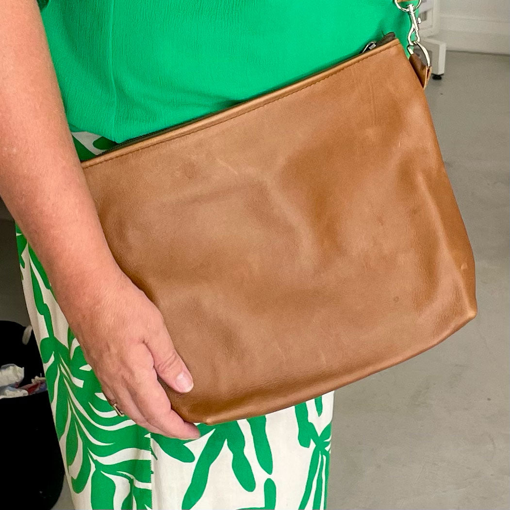 Stowe Bag – Leather – view 9