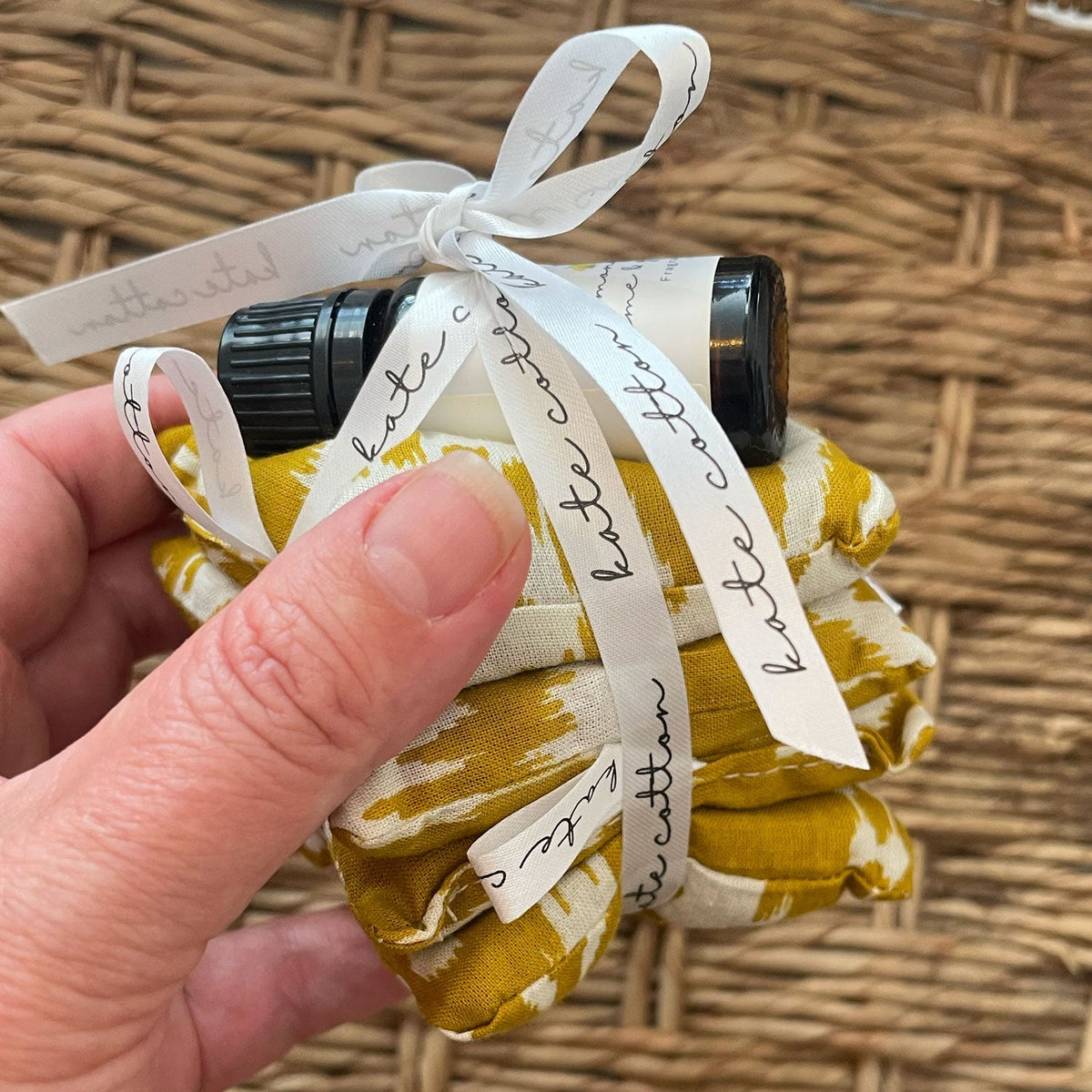 Scented Fabric Sachets – Lemongrass, Lime & Ginger – view 3