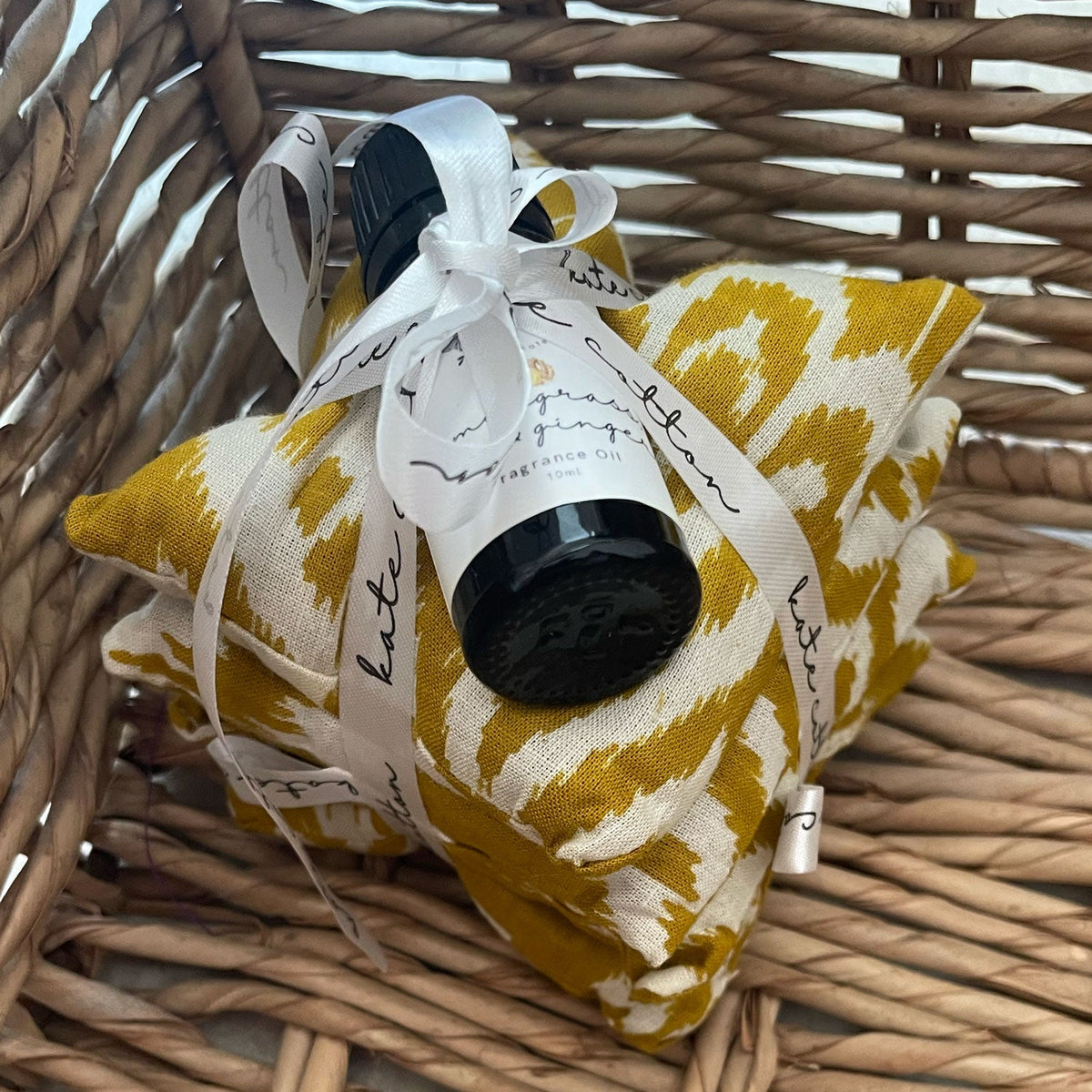 Scented Fabric Sachets – Lemongrass, Lime & Ginger – view 5