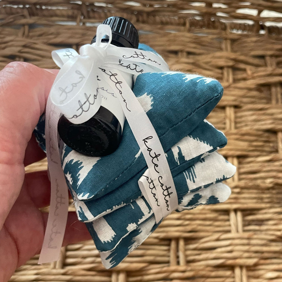 Scented Fabric Sachets – Oud Oasis – view 2