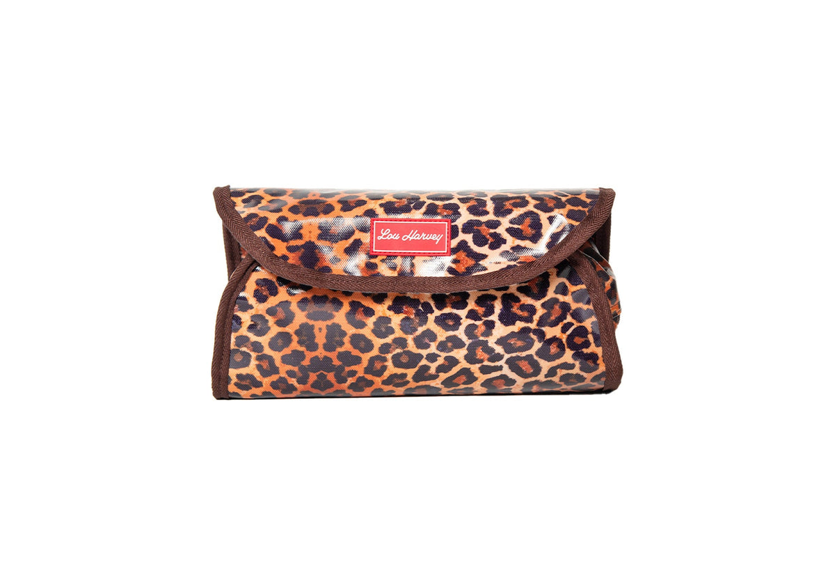 Lou Harvey Rollup Vanity – Leopard