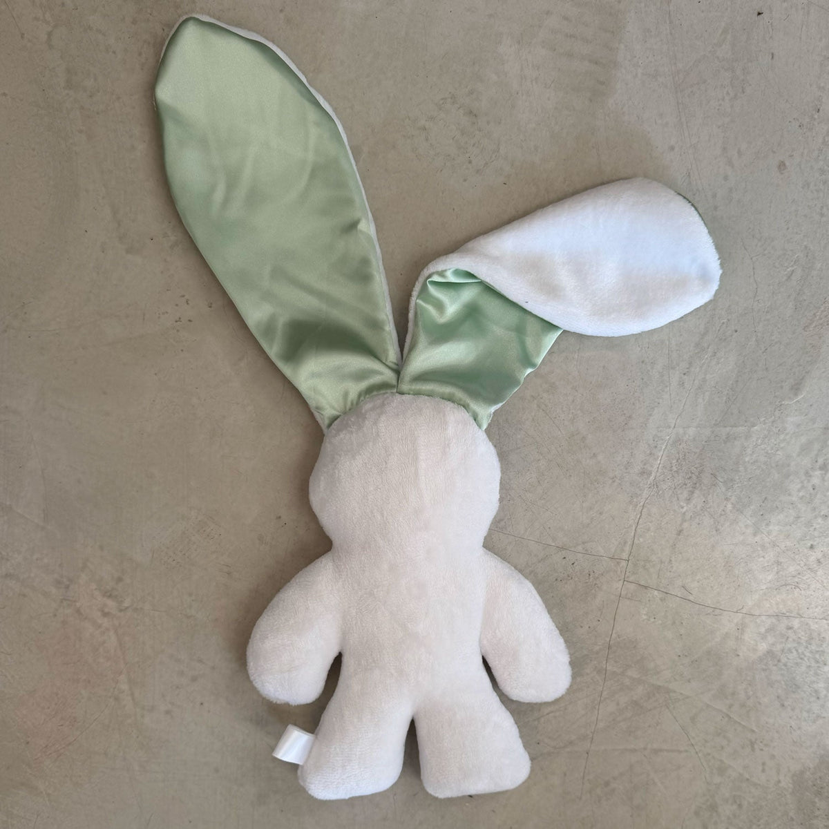 Snuggle Bunny White – Sage Ears