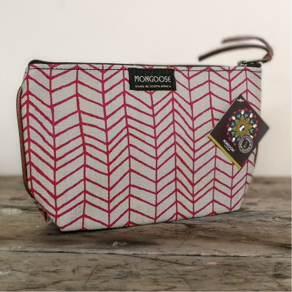 Mongoose Makeup Bag – view 2