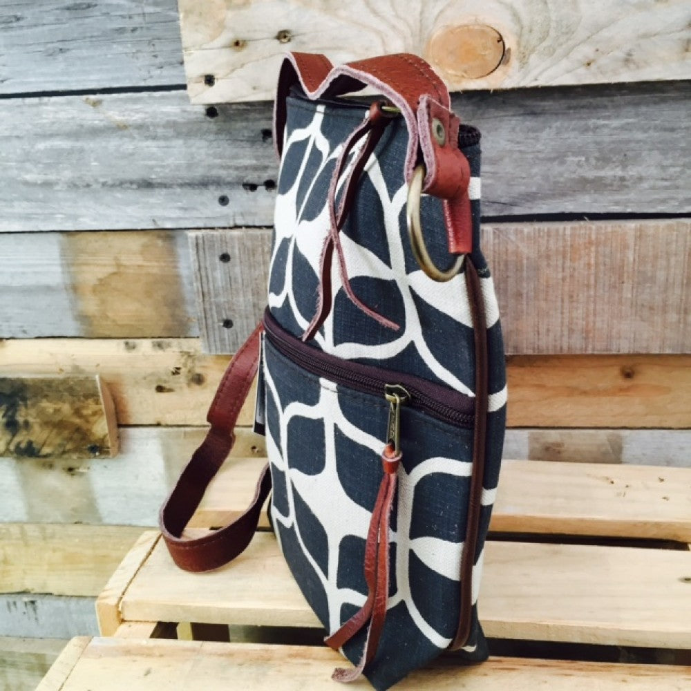 Mongoose Pouch Bag – view 4