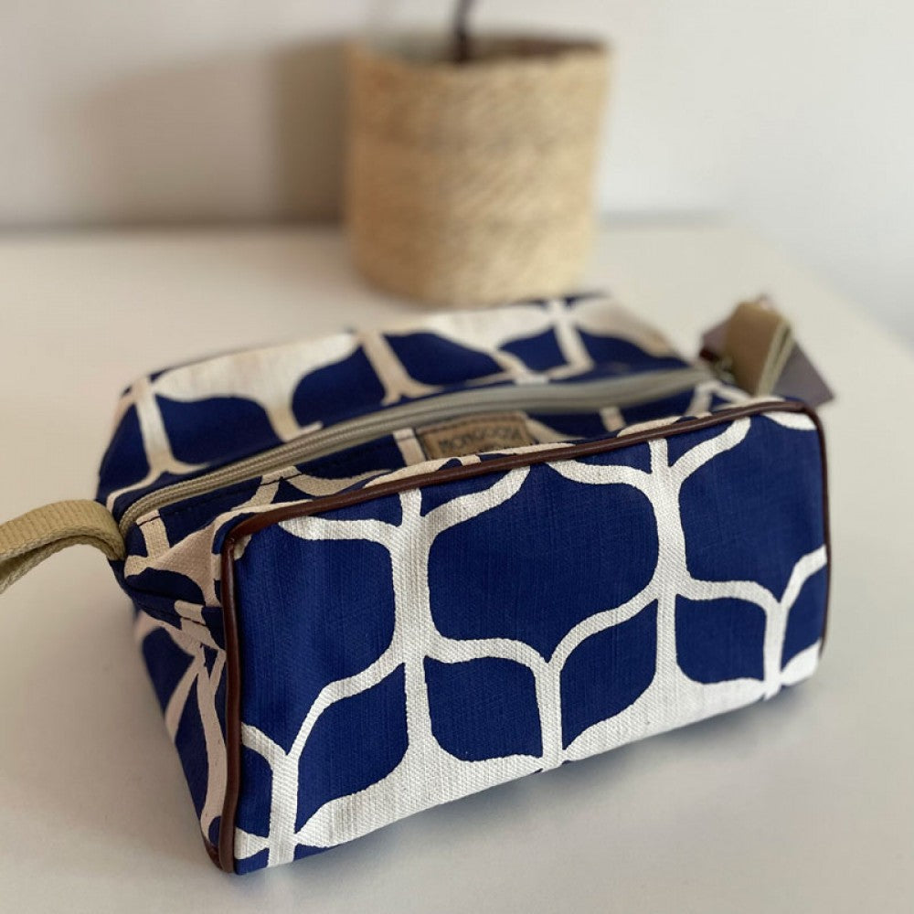 Mongoose Toiletry Bag – view 2
