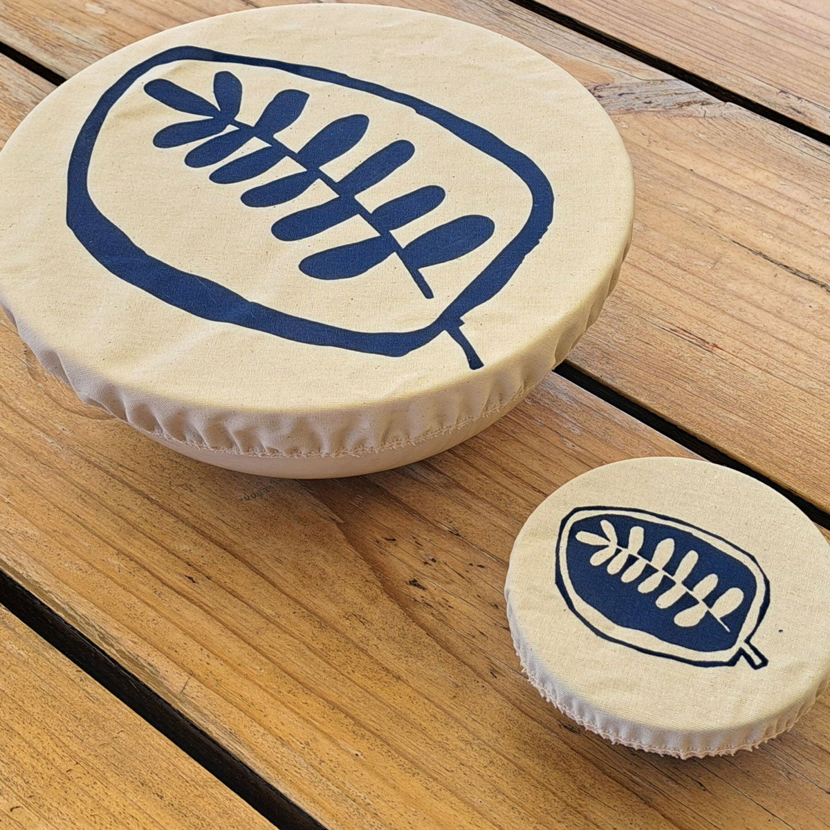 NiNi Bowl Covers – LEAF – Navy – view 2