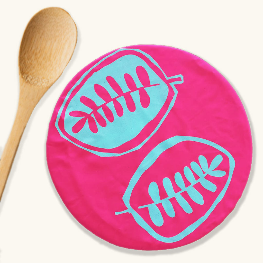 NiNi Bowl Covers – LEAF – Turquoise on Pink – view 3