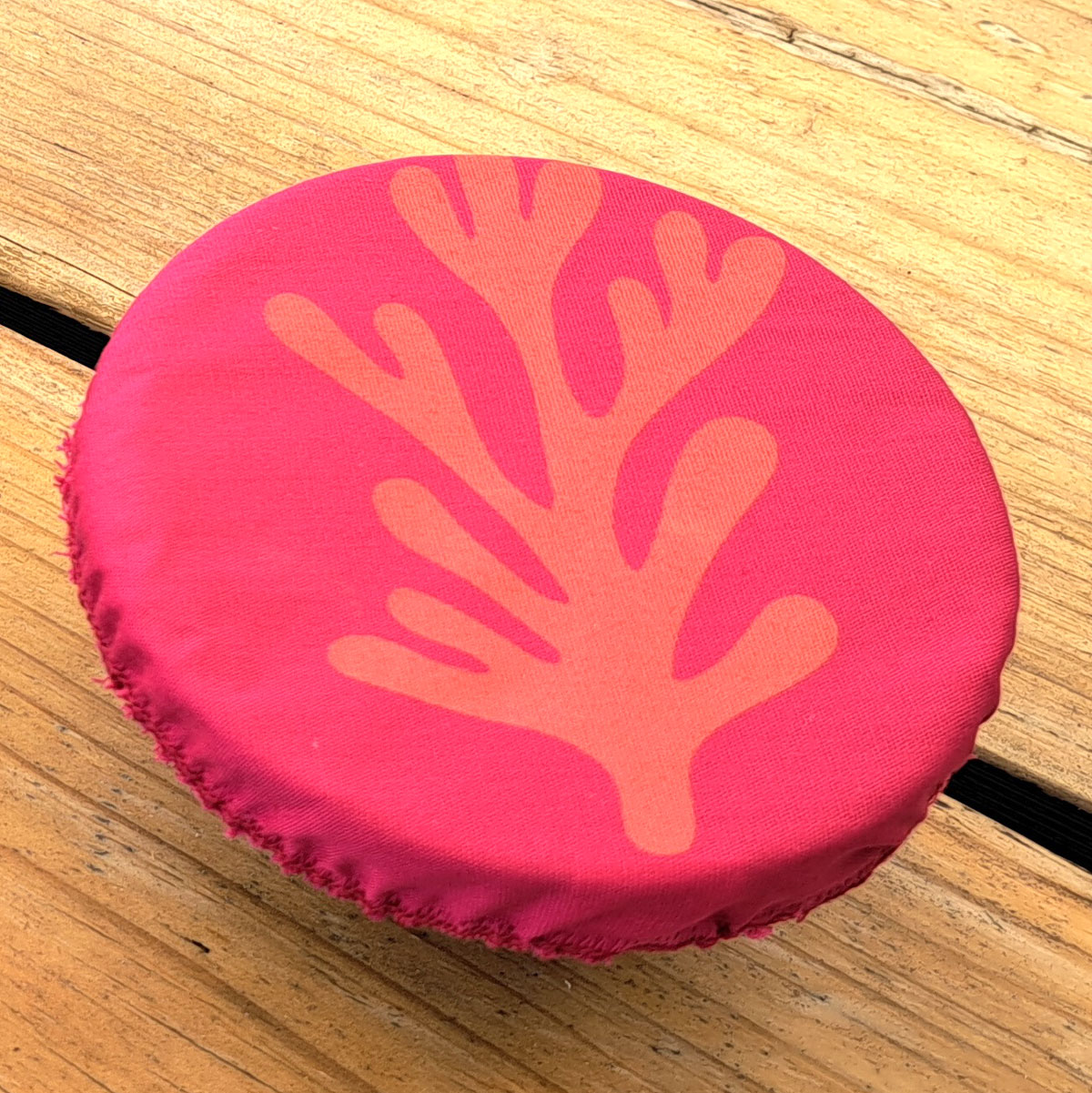 NiNi Bowl Covers – SEAWEED – Coral on Pink – view 3