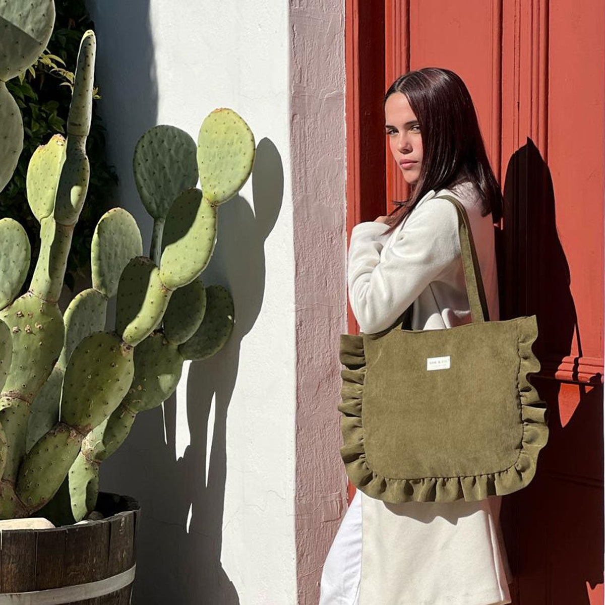 Ruffle Tote – view 2