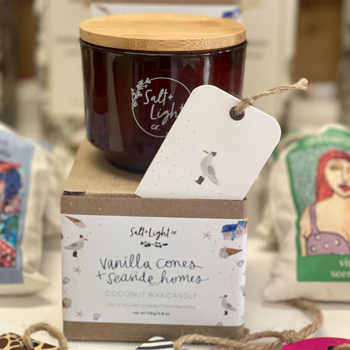Salt & Light Co – Glass Candle – Vanilla & Seaside – view 2