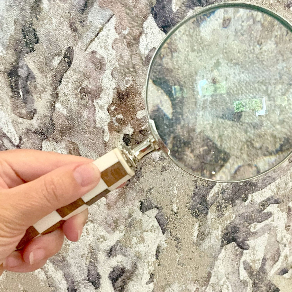 Magnifying Glass – Checked Wood & Bone – view 2