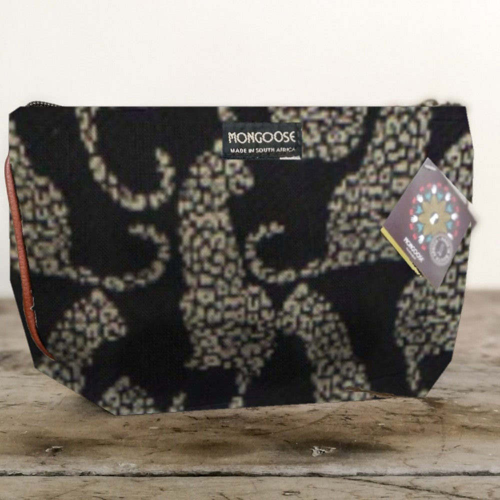 Mongoose Makeup Bag in Leopard Natural-Black
