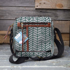 Mongoose Passport Cross Body Bag in Fishbone Avo-Natural