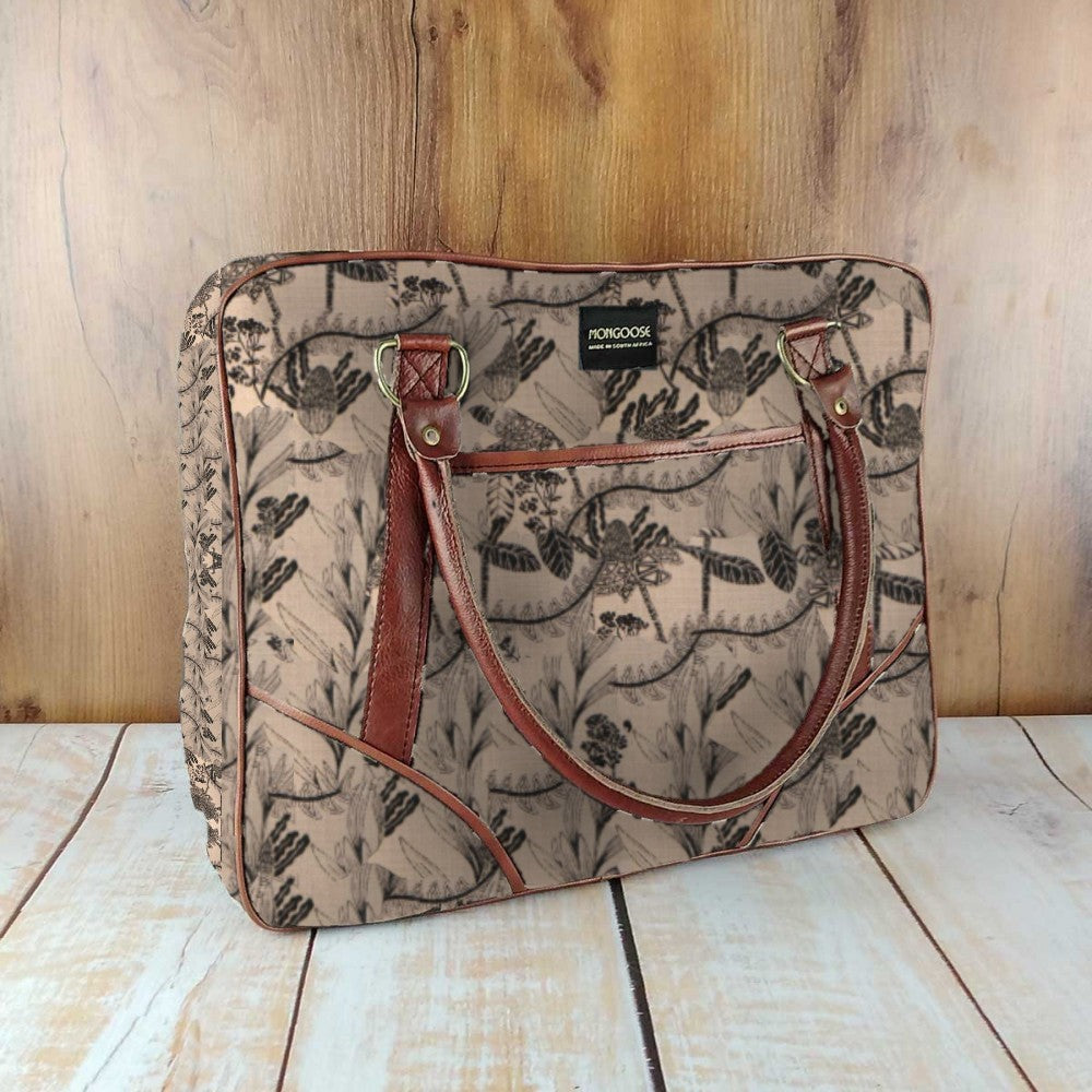 Mongoose Large Day Bag in Fynbos Charcoal-Natural