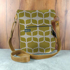 Mongoose Pouch Bag in Graphic Lemon-Natural