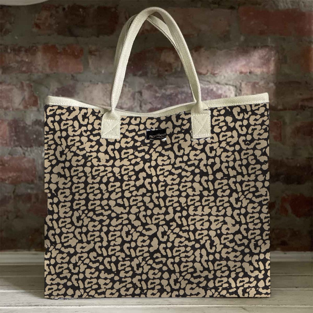 Mongoose Carry Beach Bag in Leopard Spots Natural-Black